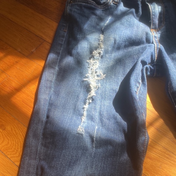 Kut From the Kloth Size 8 Distressed Jeans - Picture 2 of 4
